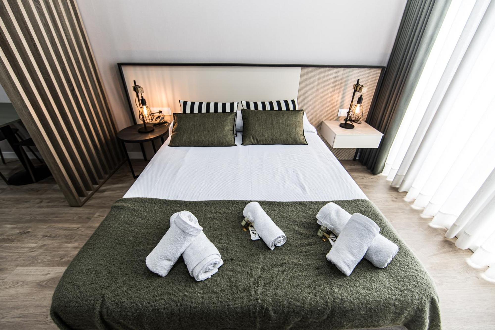 Apartamentos Luxury En San Juan Badajoz Buitenkant foto